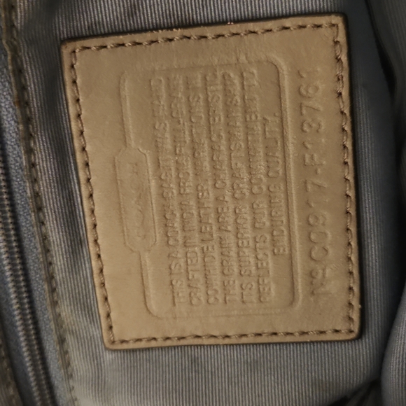 Coach shoulder bag - Picture 8 of 9